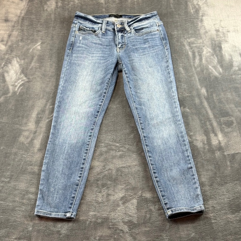 Judy Blue Skinny Fit Distressed Medium Wash Denim Jeans JB82254LT Size 3/26